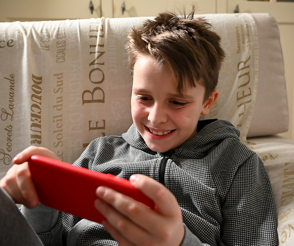 Should I give my child a phone?